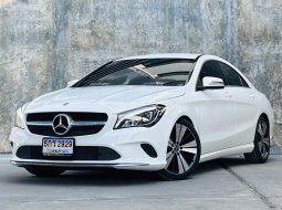 2018 Mercedes-Benz CLA200 1.6 Urban รถเก๋ง 4 ประตู ฟรีดาวน์ ไมล์แท้ เจ้าของขายเอง