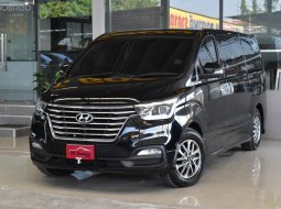 Hyundai H-1 2.5 Deluxe ปี 2019 เบาะVIP รถบ้านแท้ๆ สวยเดิมทั้งคัน บำรุงรักษาเข้าศูนย์ตลอดทุกระยะ