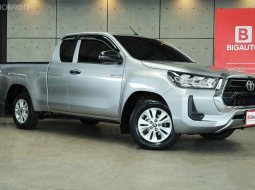 2022 Toyota Hilux Revo 2.4 SMARTCAB Z Edition Entry Pickup AT ไมล์ 26,913 KM มี Warranty ศูนย์ B8985