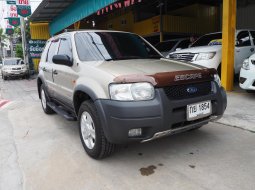 2004 Ford Escape 2.0 4WD SUV ยางใหม่ 4 เส้น 