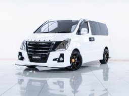 2X35 Hyundai Grand Starex 2.5 VIP รถตู้/van ปี 2016