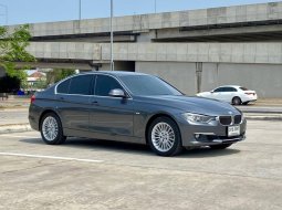 2014 BMW SERIES 3, 320i Luxury โฉม F30 ปี12-20 เจ้าของเดิมดูแลรักษาอย่างดี