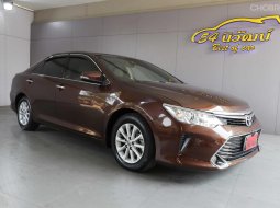 TOYOTA	CAMRY 2.0 G MINOR CHANGE	2016	น้ำตาล	AT	เบนซิน