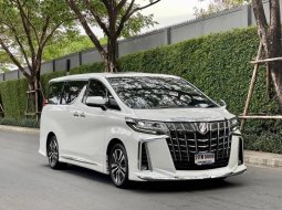 2022 Toyota ALPHARD 2.5 S C-Package รถตู้/MPV รถบ้านมือเดียว ไมล์น้อย เจ้าของขายเอง 