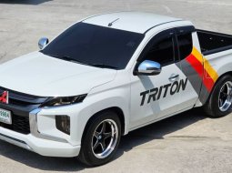 ขายรถมือสอง New Mitsubishi Triton Mega Cab 2.5GLX 5MT RUKKIT LIMITED EDITION  2020 