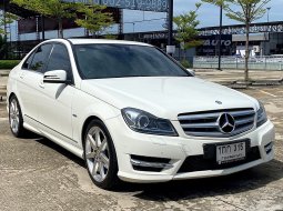 2013 Mercedes-Benz C180 1.8 รถเก๋ง 4 ประตู รถสวย