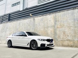 2020 BMW 520d 2.0 M Sport รถเก๋ง 4 ประตู 