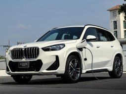 BMW เปิดตัว BMW X1 ปลั๊กอินไฮบริด ปี 2023 เคลมวิ่งไฟฟ้า 83 กม. เผยราคา 2.799 ล้านบาท