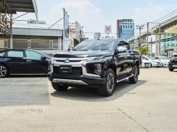 2019 Mitsubishi Triton Doublecab 2.4 GT Premium Plus M/T คันนี้รถสวยสภาพเหมือนรถใหม่ ภายในสะอาด