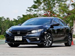 รถมือสอง 2017 Honda CIVIC 1.8 EL i-VTEC รถเก๋ง 4 ประตู  ราคาถูก