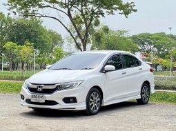 2017 Honda CITY 1.5 V+ i-VTEC รถเก๋ง 4 ประตู ดาวน์ 0%