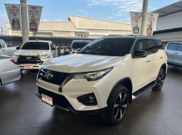 2019 Toyota Fortuner 2.8 TRD Sportivo 4WD SUV 