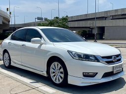 2014 Honda ACCORD 2.0 EL i-VTEC รถเก๋ง 4 ประตู ออกรถ 0 บาท