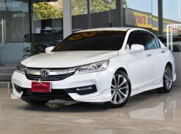Honda ACCORD 2.0 EL i-VTEC ปี 2018 วิ่งน้อยเข้าศูนย์ตลอด รถบ้านแท้ๆ ไม่เคยติดแก๊สแน่นอน สวยเดิม