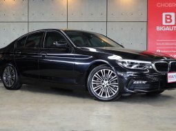 2018 BMW 520d 2.0 G30 Sport Sedan AT Sport Line เลขไมล์วิ่งเฉลี่ยเพียง 18,xxx KM ต่อปี B6555