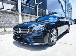 2017 Mercedes-Benz E350e 2.0 e AMG Dynamic รถเก๋ง 4 ประตู  ไมล์น้อย ในราคาดีที่สุดในตลาด