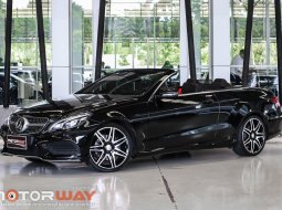 Mercedes-Benz E 250 Cabriolet AMG Sport Plus สี Obsidian Black   ปี 2016 วิ่ง 60,xxx km. 