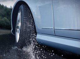 เลือกยางรถยนต์อย่างไร ให้ขับขี่ปลอดภัยในช่วงหน้าฝน ?