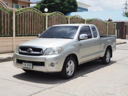 TOYOTA HILUX VIGO SMART CAB 2.7 G ปี 2010 เกียร์AUTO สภาพนางฟ้า