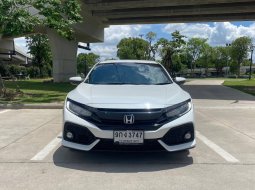 2019 Honda CIVIC FK 1.5 Turbo ออกรถเพียง 0 บาท แถมวารันตรี 3ปี หรือ 30,000km