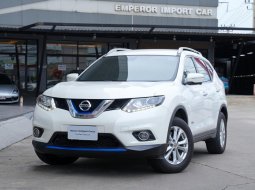 2016 Nissan X-Trail 2.0 V Hybrid 4WD SUV ดาวน์ 0%