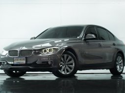 2012 BMW 320d 2.0 Modern รถเก๋ง 4 ประตู ฟรีดาวน์