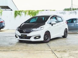 2021 Honda Jazz 1.5 V+ รถสวยสภาพพร้อมใช้งาน สภาพใหม่กริป สภาพแบบนี้ ถือว่าสวยมากๆภายในสะอาด 