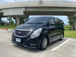 ขายรถ HYUNDAI H-1 Deluxe 2.5 ปี 2017