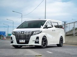 2017 Toyota ALPHARD 2.5 S C-Package รถตู้/MPV  รถสวย ไมล์น้อย 