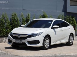2018 Honda CIVIC 1.8 E i-VTEC รถเก๋ง 5 ประตู ดาวน์ 0%