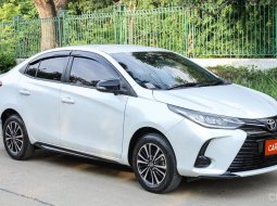 ขาย รถมือสอง 2021 Toyota Yaris Ativ 1.2 PLAY Sport รถเก๋ง 4 ประตู 