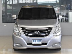 2015 Hyundai H-1 2.5 Elite  รถบ้านแท้ สภาพสวยๆ