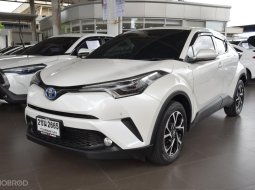 ซื้อขายรถมือสอง 2021 Toyota C-HR 1.8 HV Mid SUV AT