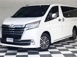 TOYOTA MAJESTY 2.8 PREMIUME เกียร์ออโต้ ปี 2020