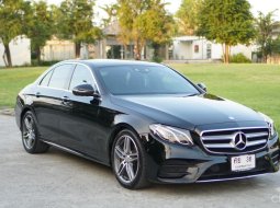 2016 Mercedes-Benz E220 2.0 d AMG Dynamic รถเก๋ง 4 ประตู รถบ้านมือเดียว 