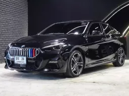 2021 BMW 220i Gran Coupe M Sport สีดำภายในแดง ไมล์แท้ 4x,xxx km.  