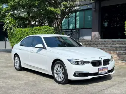 2017 BMW F30 320I LCI รถศูนย์ BMW THAILAND วิ่งน้อยเพียง 78,000กม เข้าศูนย์ทุกระยะ ไม่เคยมีอุบัติเหต
