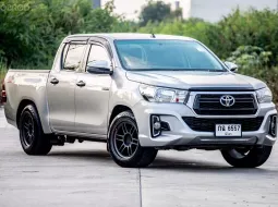 2019 Toyota Hilux Revo 2.4 E รถกระบะ 
