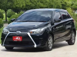 2016 Toyota YARIS 1.2 E รถเก๋ง 5 ประตู 