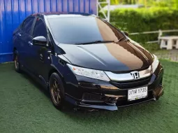 2015 Honda CITY 1.5 V+ i-VTEC รถเก๋ง 4 ประตู ออกรถฟรี
