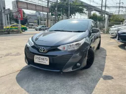2018 Toyota Yaris Ativ 1.2 E รถเก๋ง 4 ประตู 