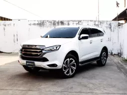 2022 Isuzu Mu X 3.0 Elegant รถสวยสภาพพร้อมใช้งาน ฟังก์ชั่นครบจัดเต็ม พรีเมี่ยมสุดๆ โฉมหน้าใหม่ล่าสุด