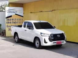 Toyota Hilux Revo 2.4 SMART CAB Z Edition Entry ปี 2020 เครื่องดีเซล เกียร์ ธรรมดา รถสวย สภาพใหม่