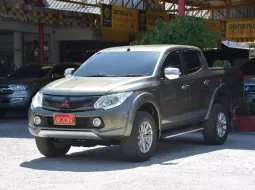 2015 Mitsubishi TRITON 2.4 Double Cab Plus GLS รถกระบะ 