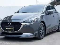 2022 Mazda 2 1.3 S Leather Sedan  คันนี้ 4 ประตู ฟังก์ชั่นครบ เลขไมล์ใช้งานน้อยมาก แถมประหยัดน้ำมัน