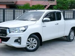 2019 Toyota Hilux Revo 2.4 E รถกระบะ ฟรีดาวน์