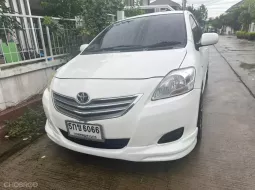 2010 Toyota VIOS 1.5 E รถเก๋ง 4 ประตู 