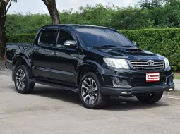 รถกระบะ Toyota Vigo 2.5 Double Cab E PRERUNNER VN TURBO TRD รถใช้งานในครอบครัว ชุดแต่งศูนย์รอบคัน