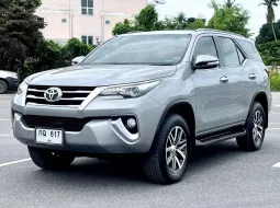 2016 Toyota Fortuner 2.8 V 4WD SUV ฟรีดาวน์