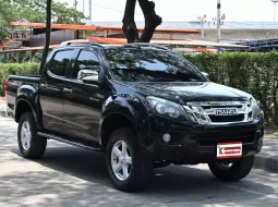 Isuzu D-Max 3.0 CAB-4 Vcross Z-Prestige 4WD 2012 รถใช้งานในครอบครัว ชุดแต่งศุนย์รอบคัน